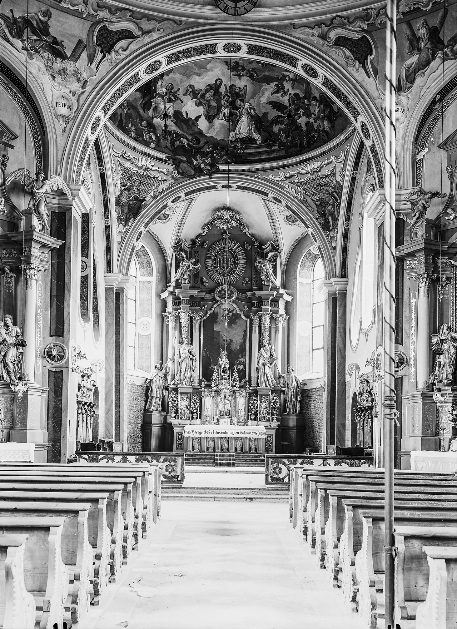 Und Wieder Eine (un)bekannte Kirche: Mit Den Augen Des Unbekannten Fotografen X