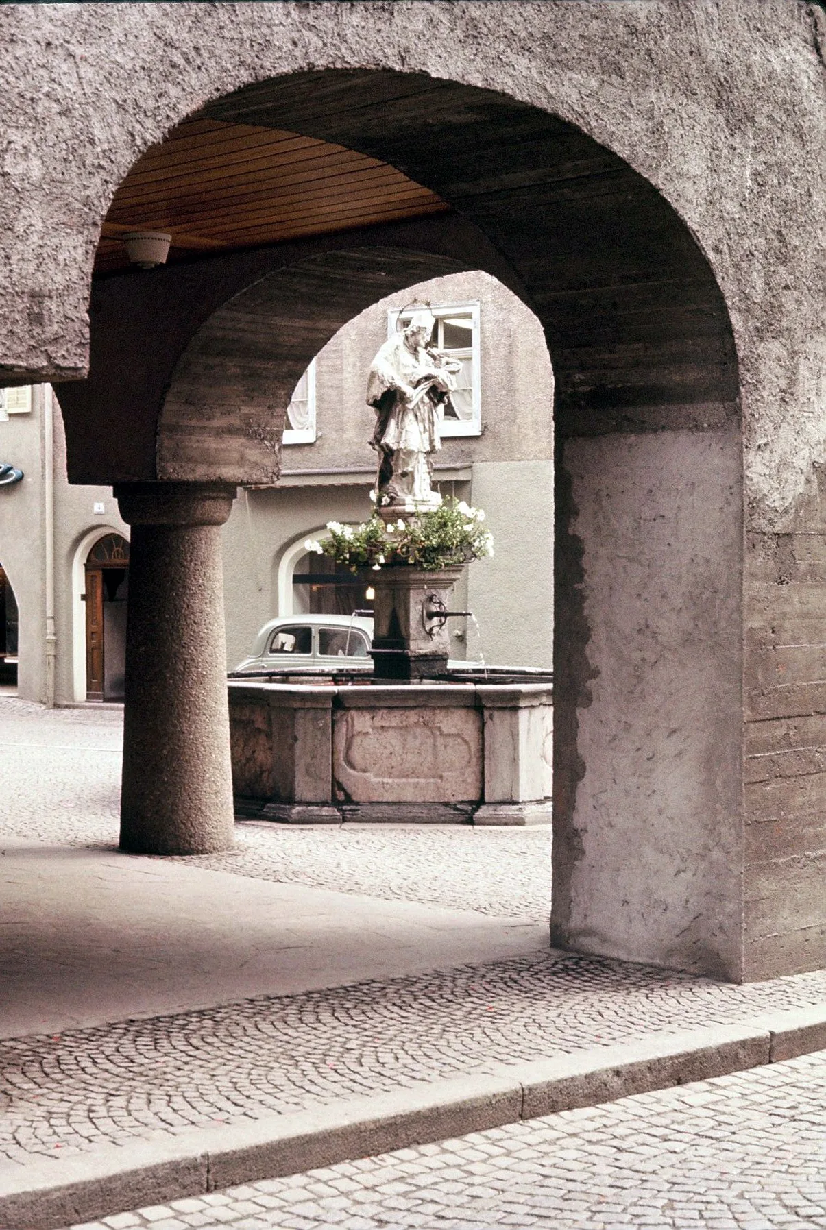 Wo Ist Er Denn Da Schon Wieder?