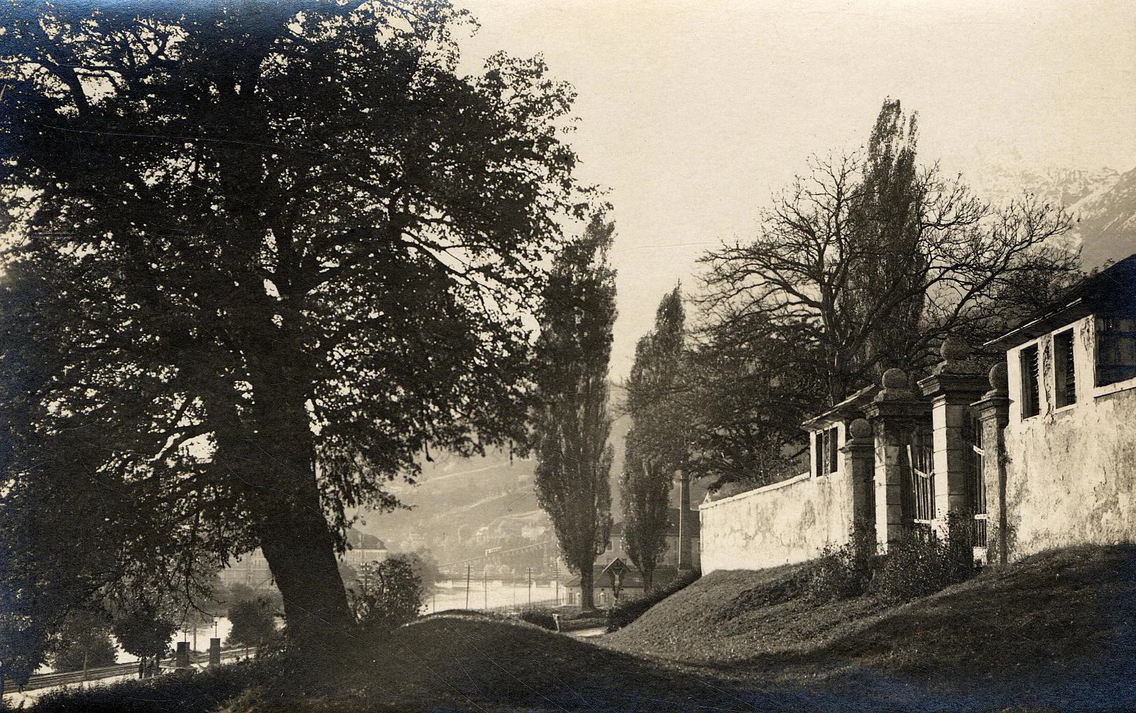 Die Außenansicht Des „verwunschenen Gartens“