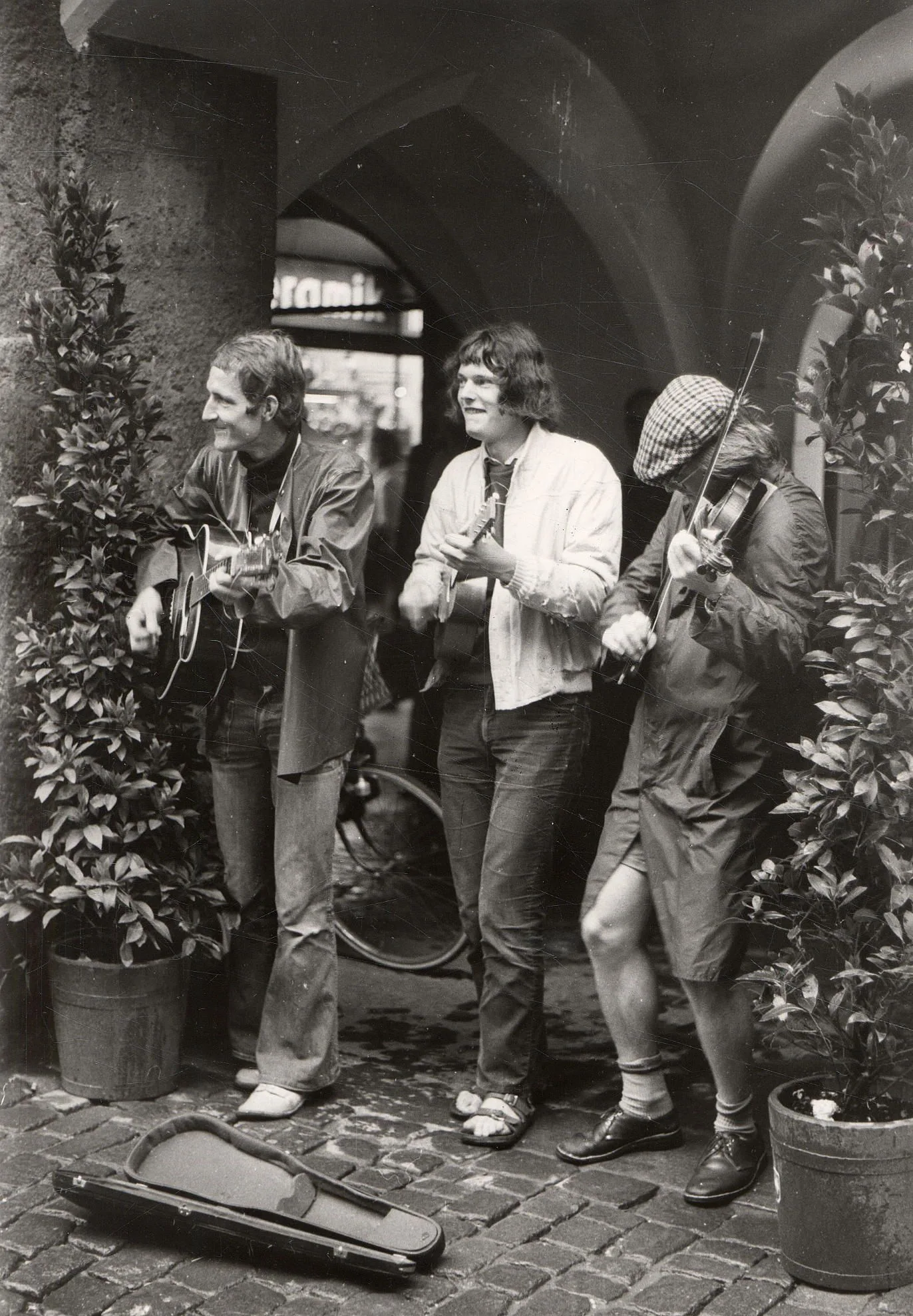 Es Klingt Nach Warmen Tagen