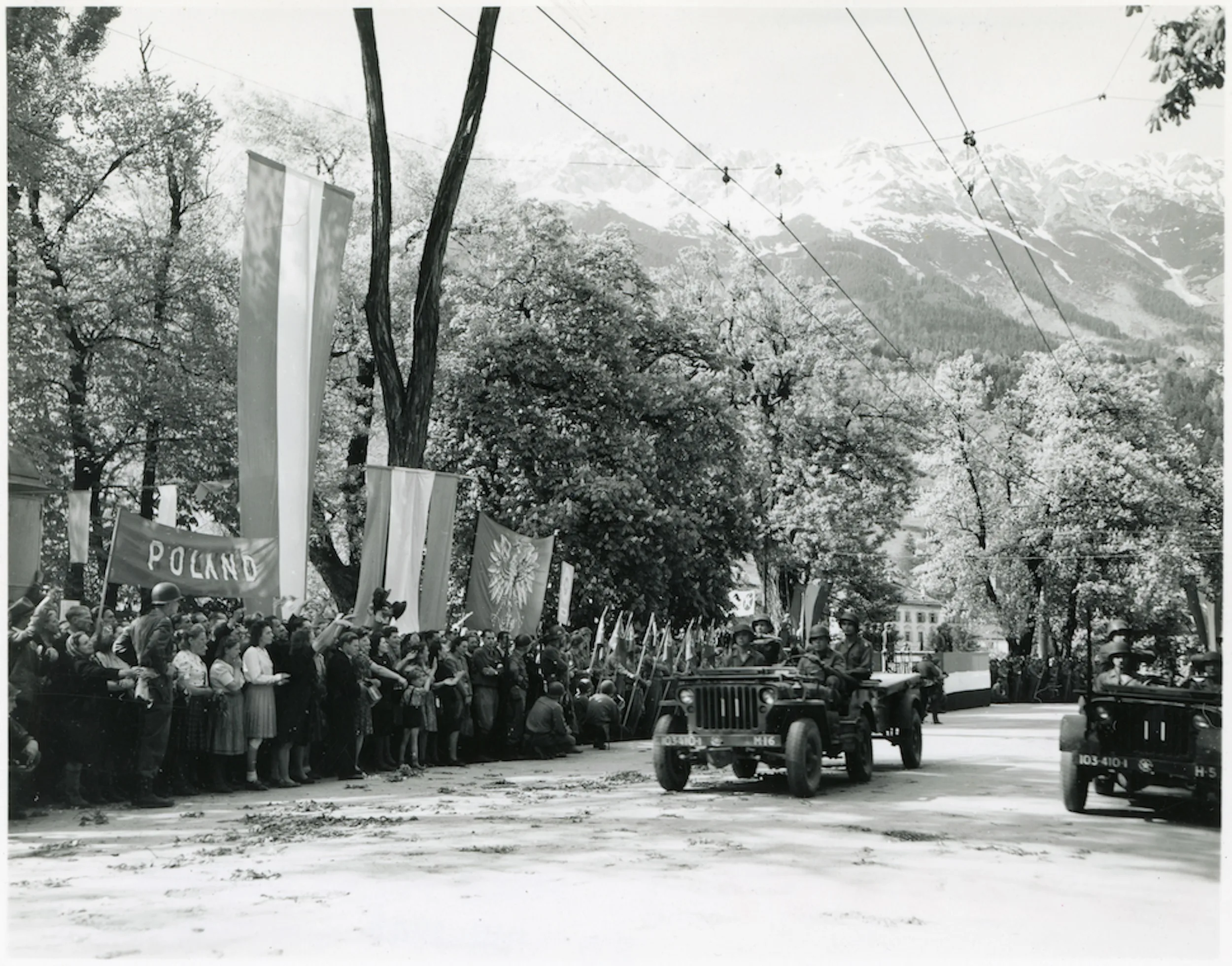 Parade Zum Victory In Europe Day, Innsbruck