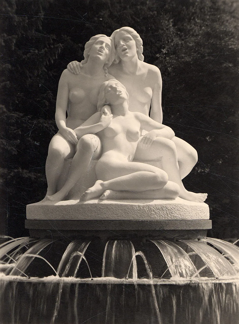 Der Saligen-Fräulein-Brunnen