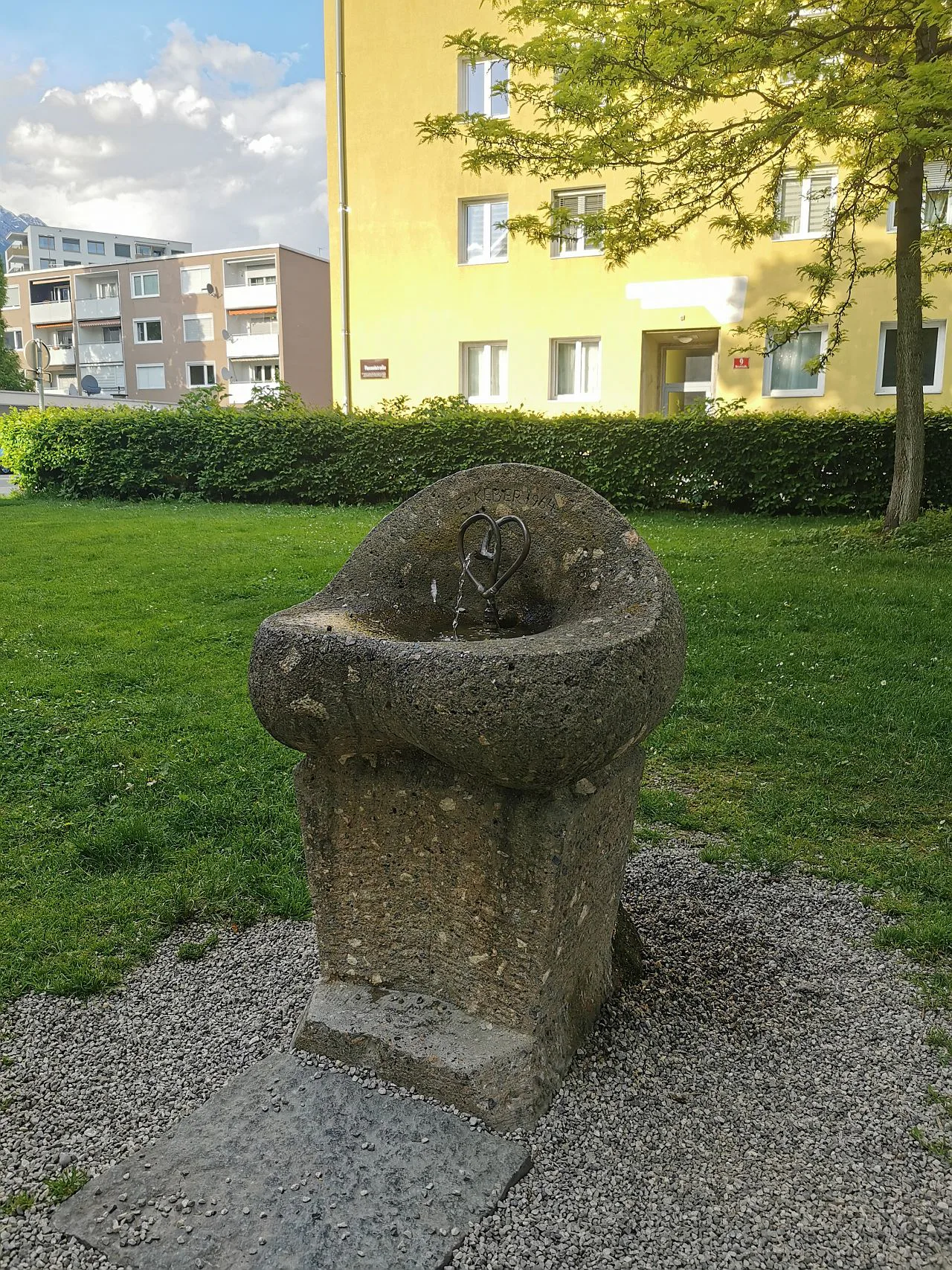 Ein Unscheinbarer Brunnen…. Auflösung