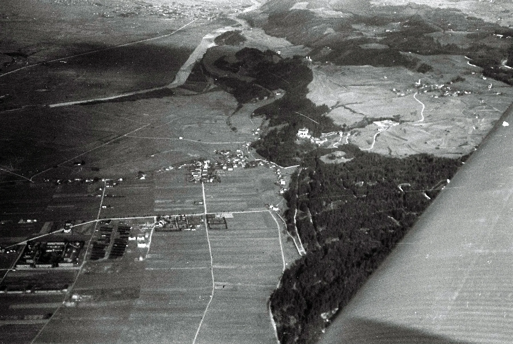 Rundflug Um Innsbruck – I