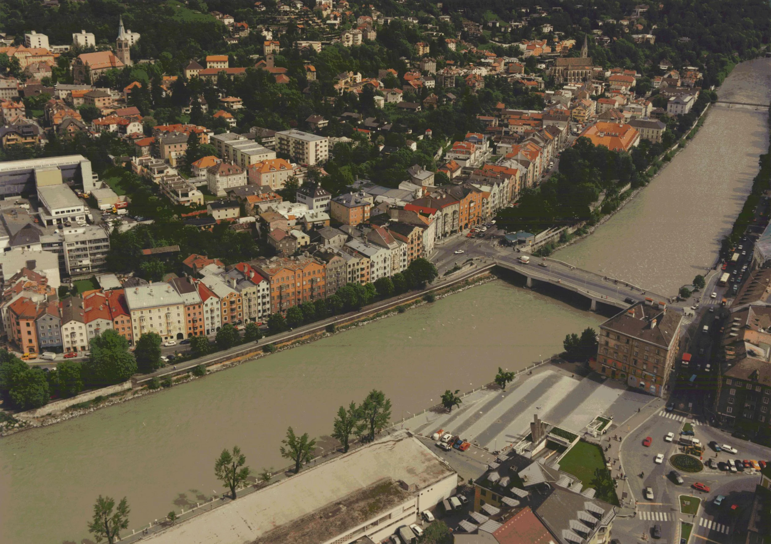 Schrägluftbild: Mariahilf – St. Nikolaus