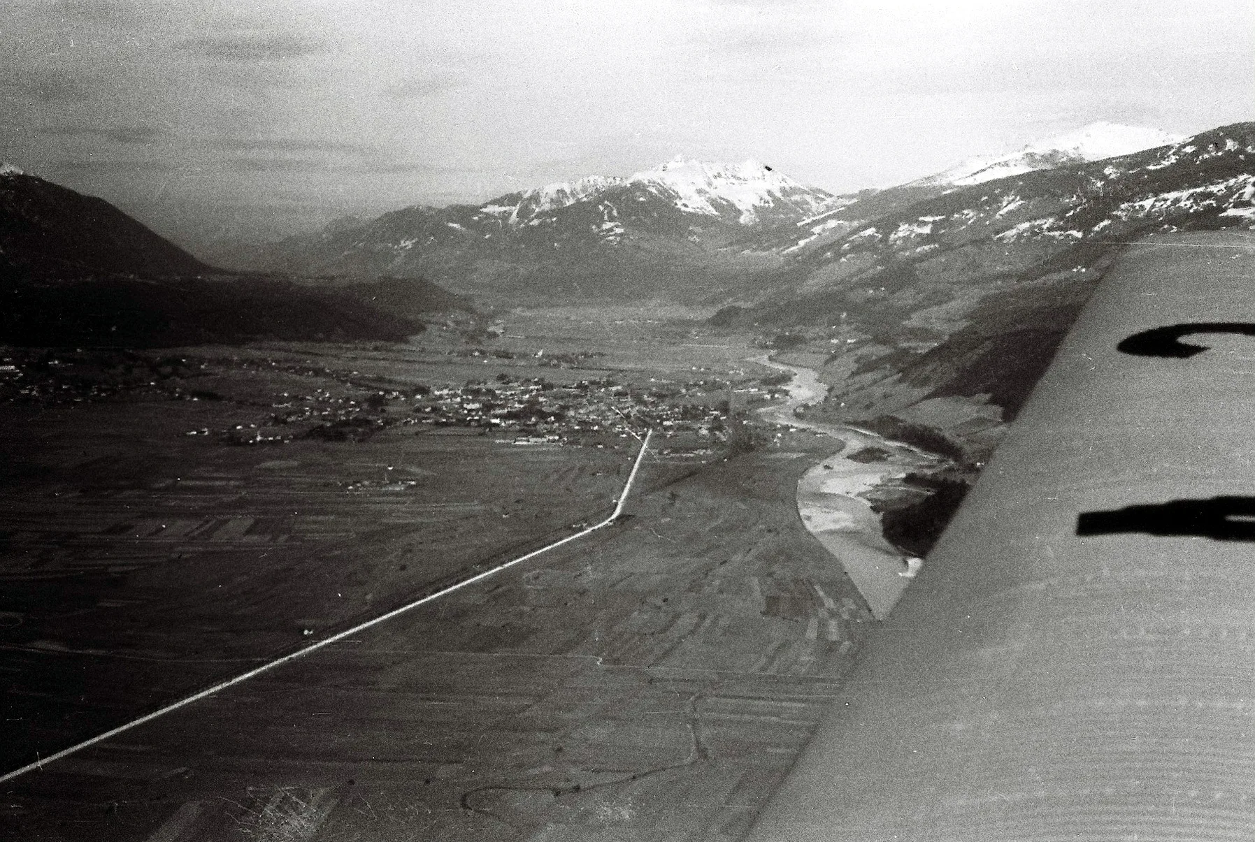 Rundflug Um Innsbruck – III