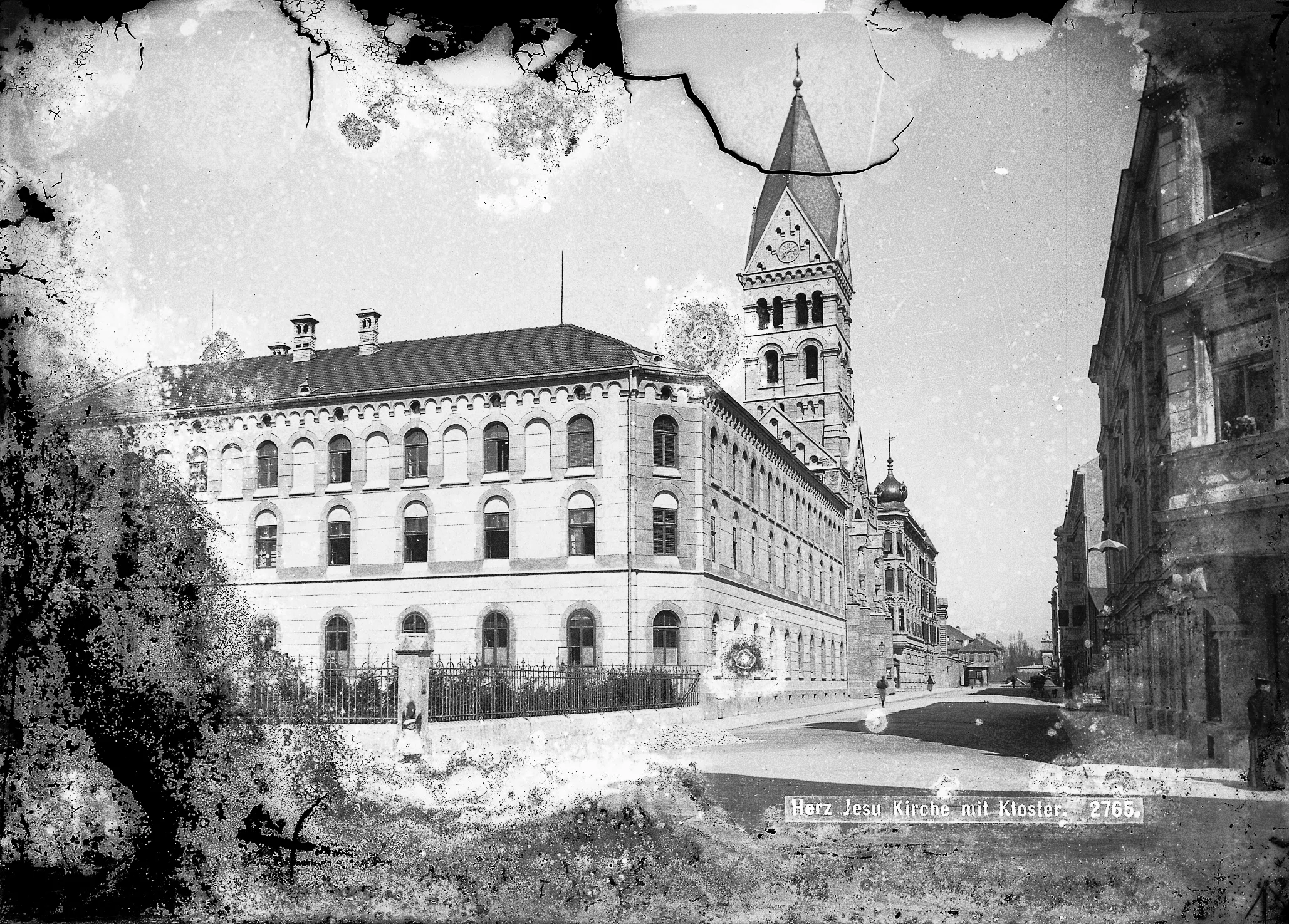 Von Vorne Betrachtet