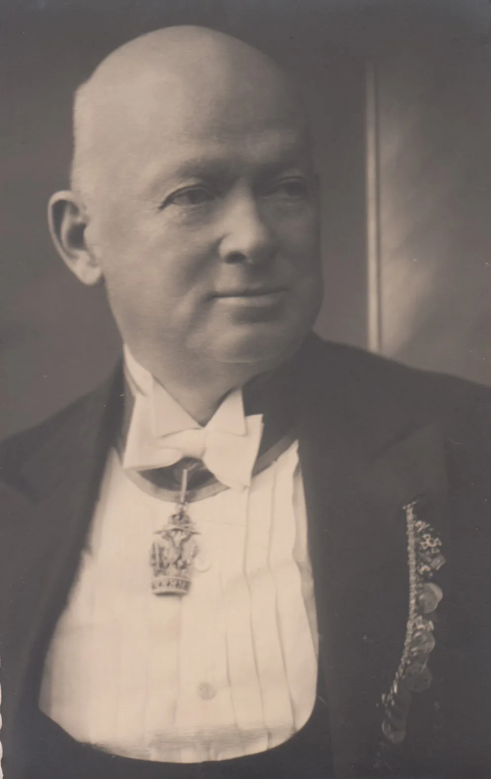 Ein General Im Gemeinderat?