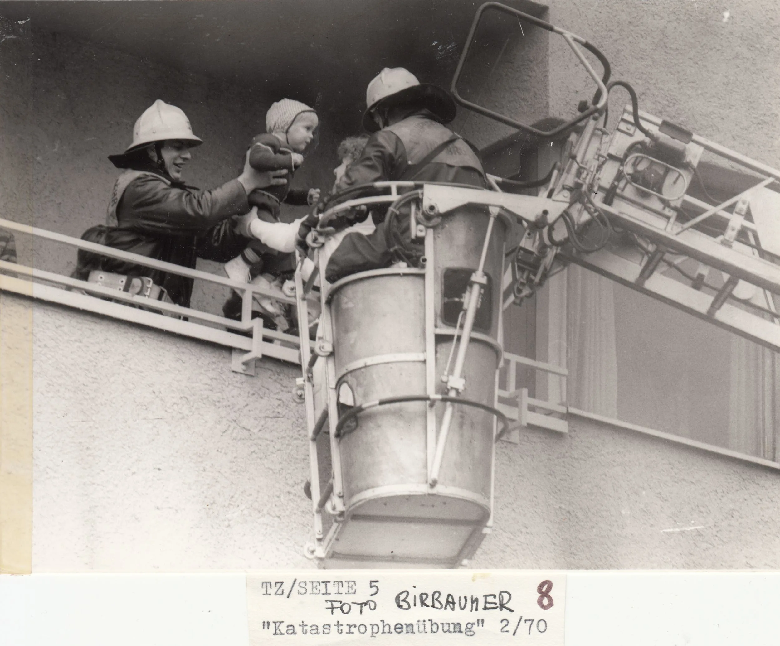 Mit Der Drehleiter Durch Innsbruck – Teil 15