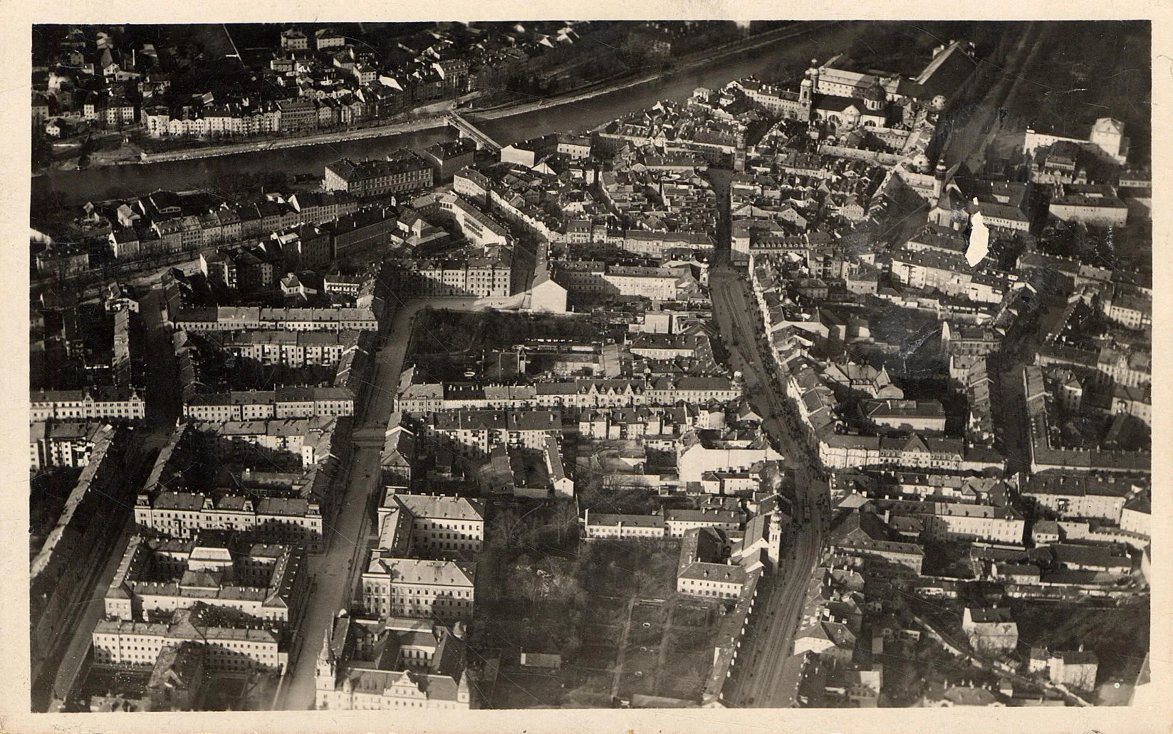 Wieder Einmal In Die Luft Gehen