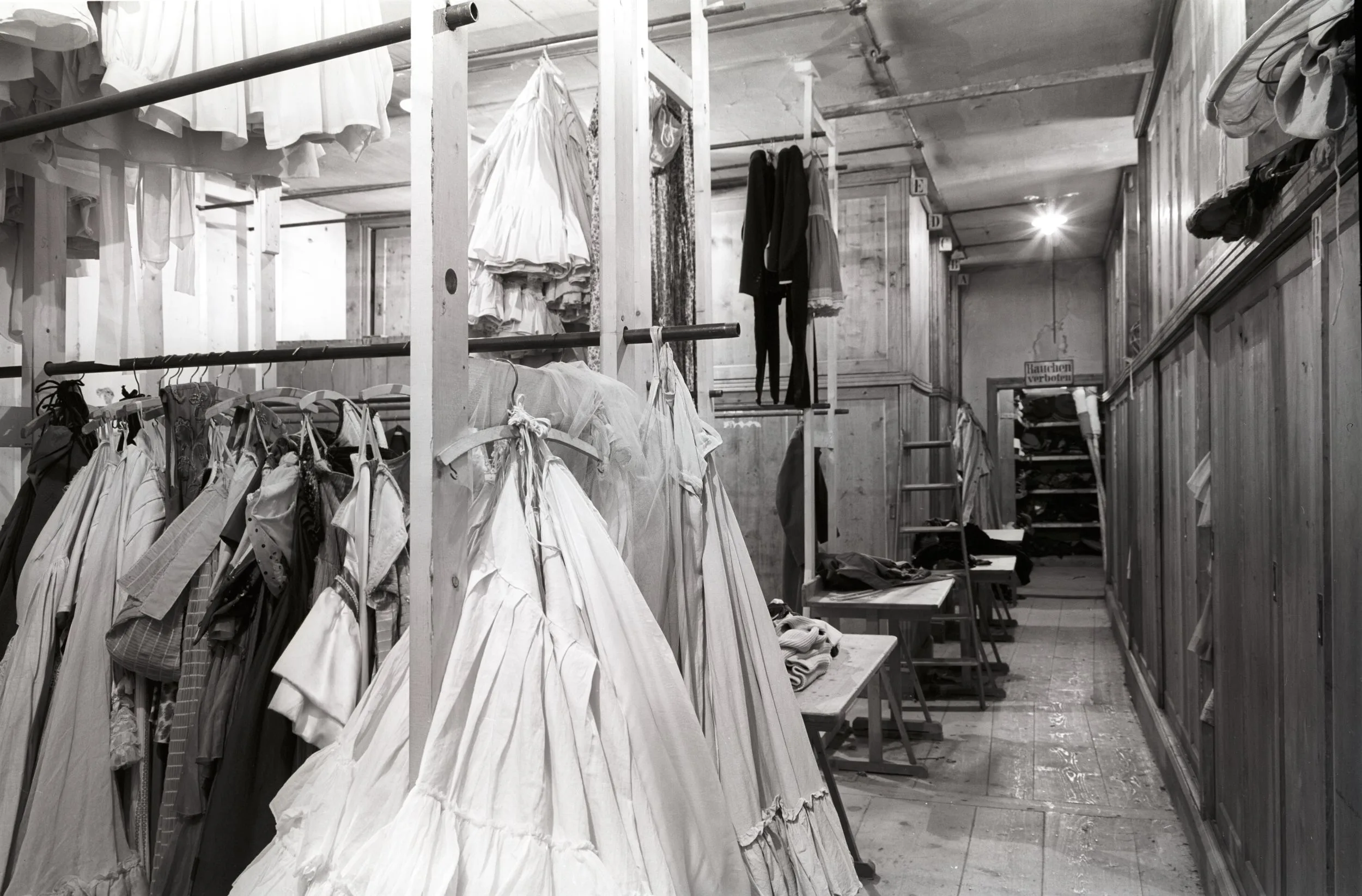 Hinter Der Bühne Des Landestheaters – Teil 1