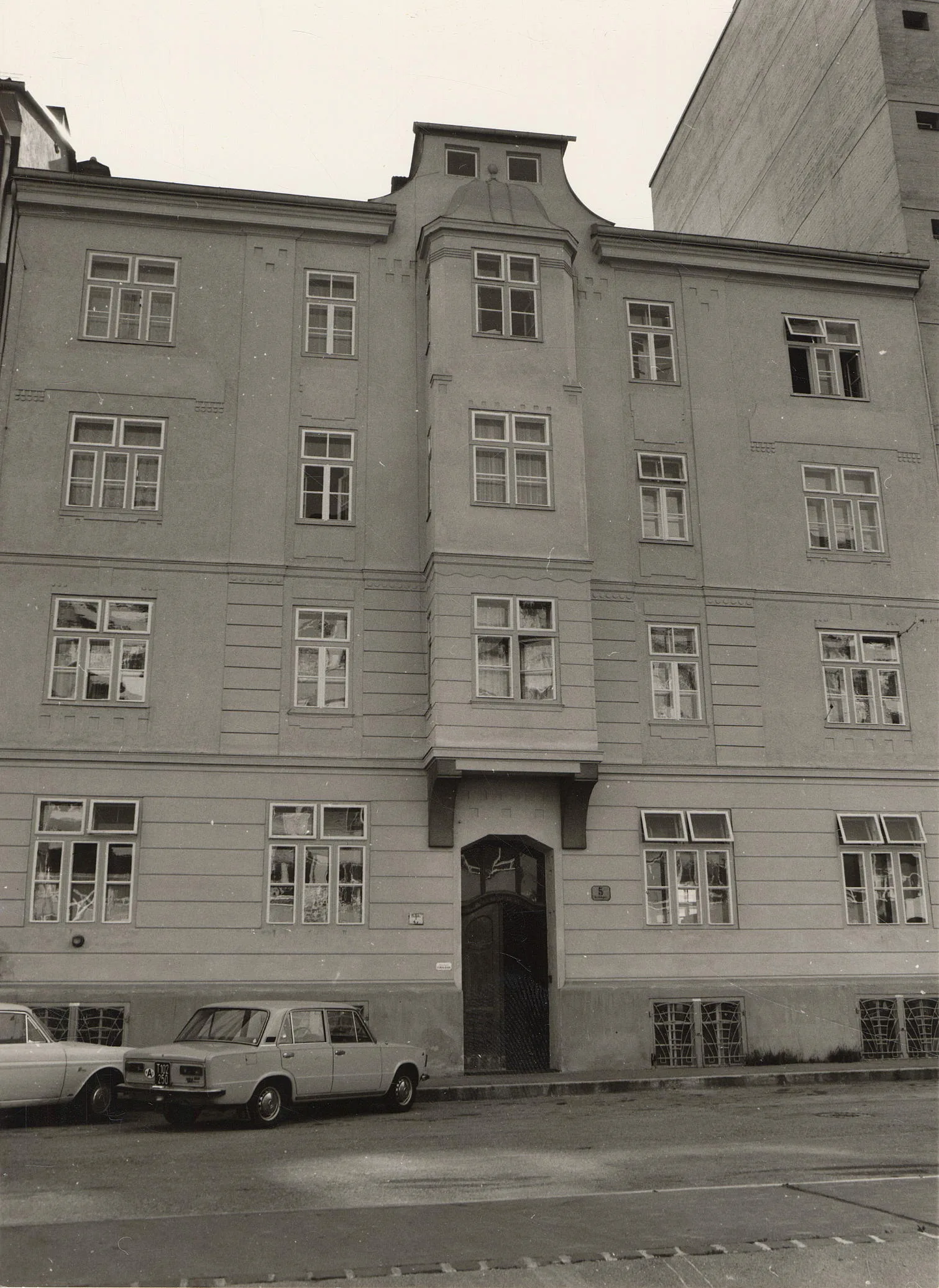 Innsbrucker Häuser – XV