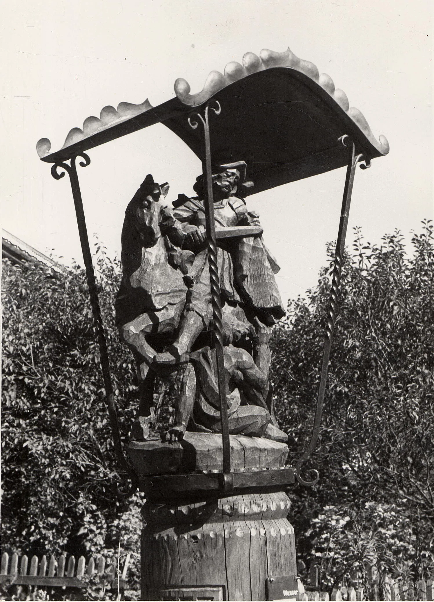 Am Viller Dorfbrunnen