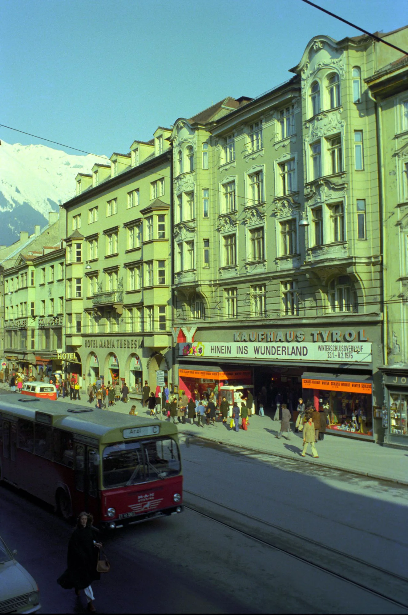 Hinein Ins Wunderland