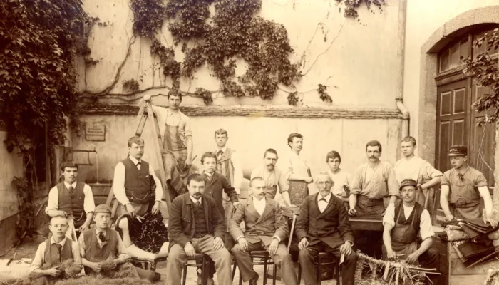 Heiteres Attributeraten Beim Brüll