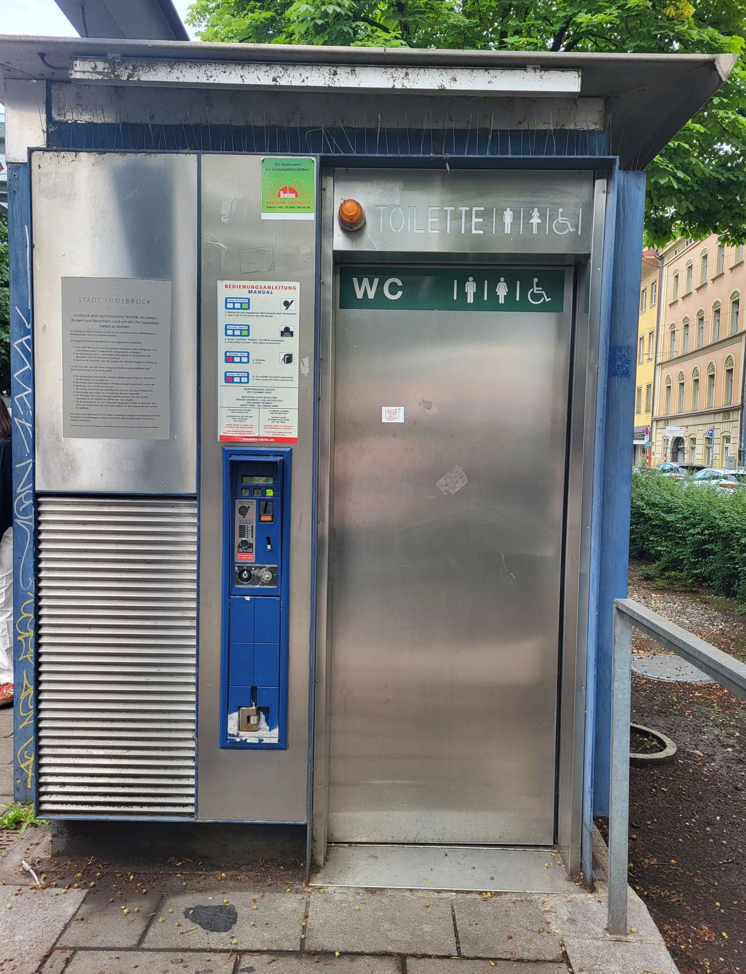 Simsalabim_ Die Tür öffnet Sich